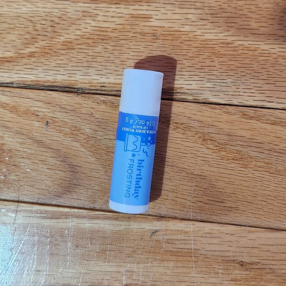 Bath And Body Works Blue Birthday Frosting Lip Balm